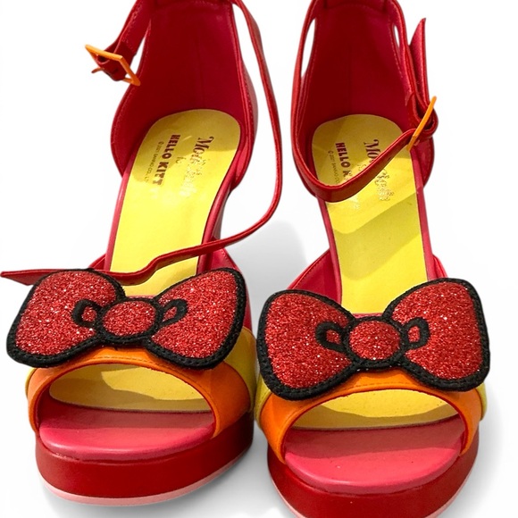 Hello Kitty Shoes - Hello Kitty Red and Orange Heels with Bow